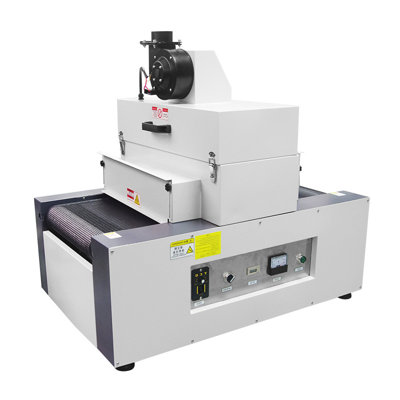기계 드라이어 300MM 벨트를 치료하는 작은 데스크톱 2KW UV는 휴대폰 건에 사용했습니다